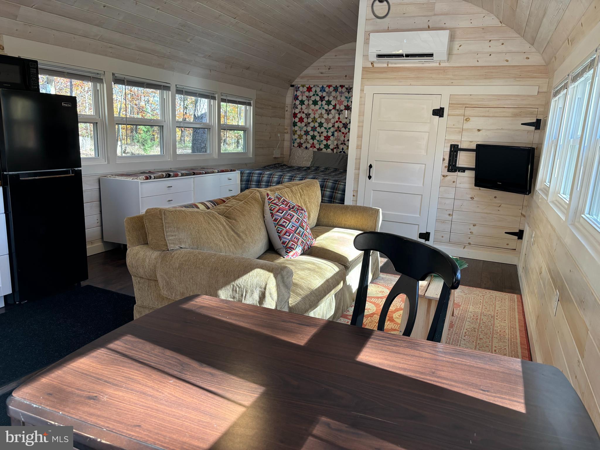 DOGWOOD FLATS - Residential