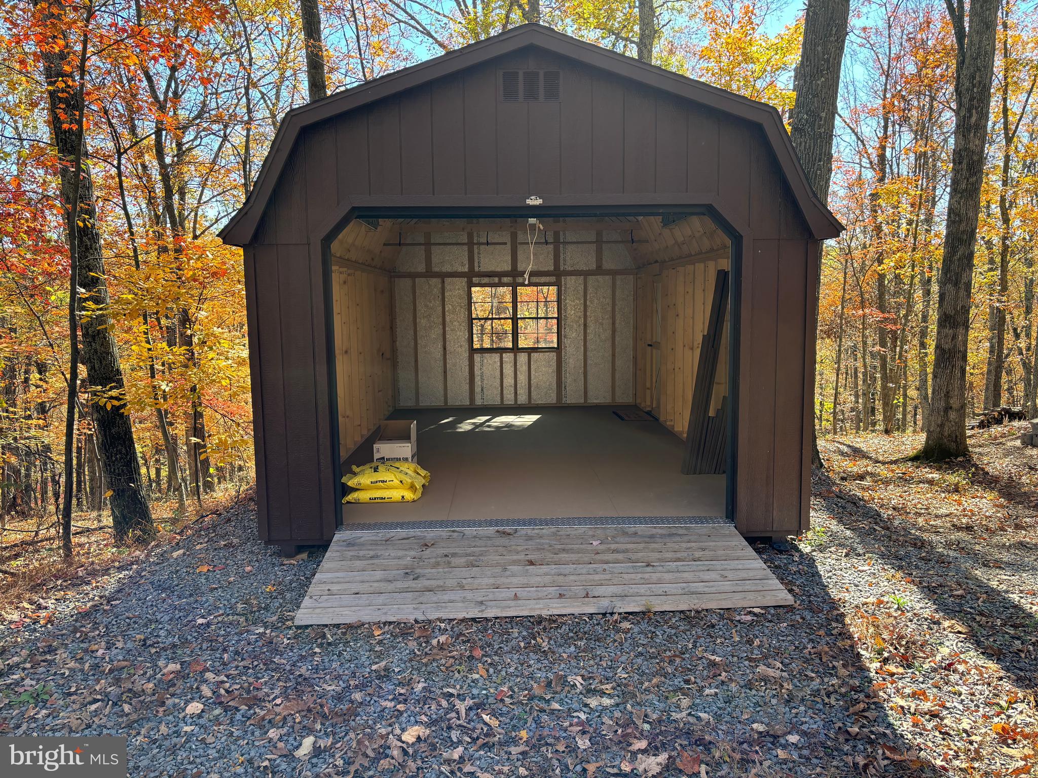 DOGWOOD FLATS - Residential