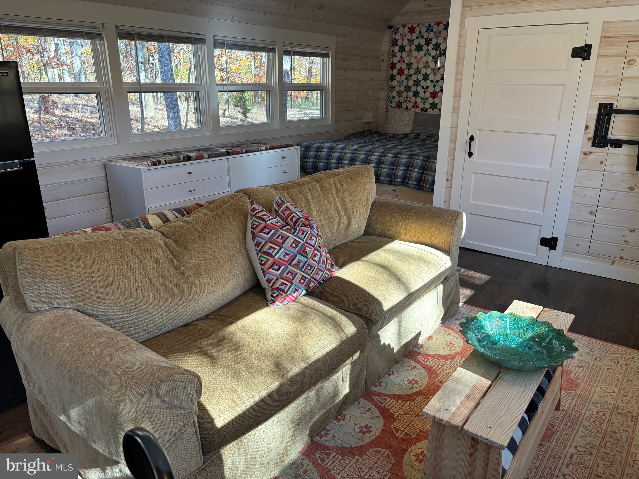 DOGWOOD FLATS - Residential