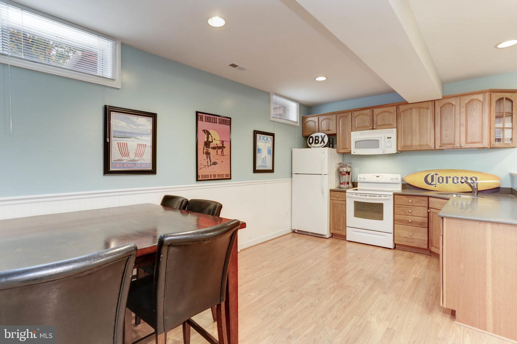 GREENSPRING AT COMPASS POINTE - Residential