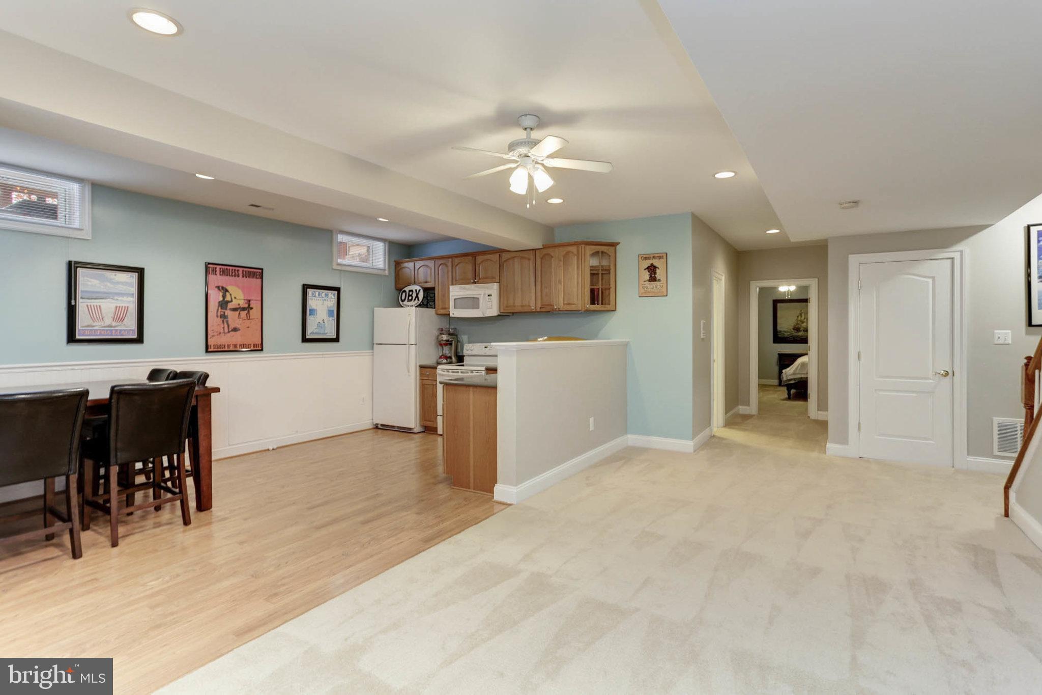 GREENSPRING AT COMPASS POINTE - Residential