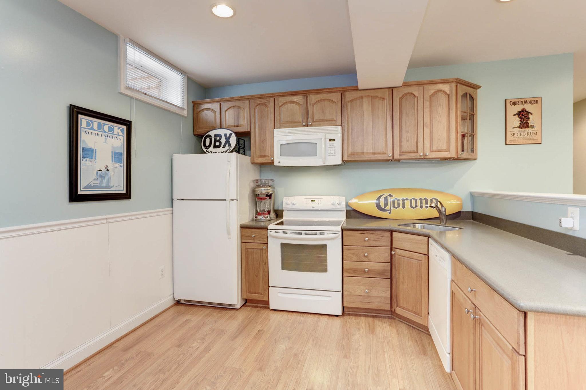 GREENSPRING AT COMPASS POINTE - Residential