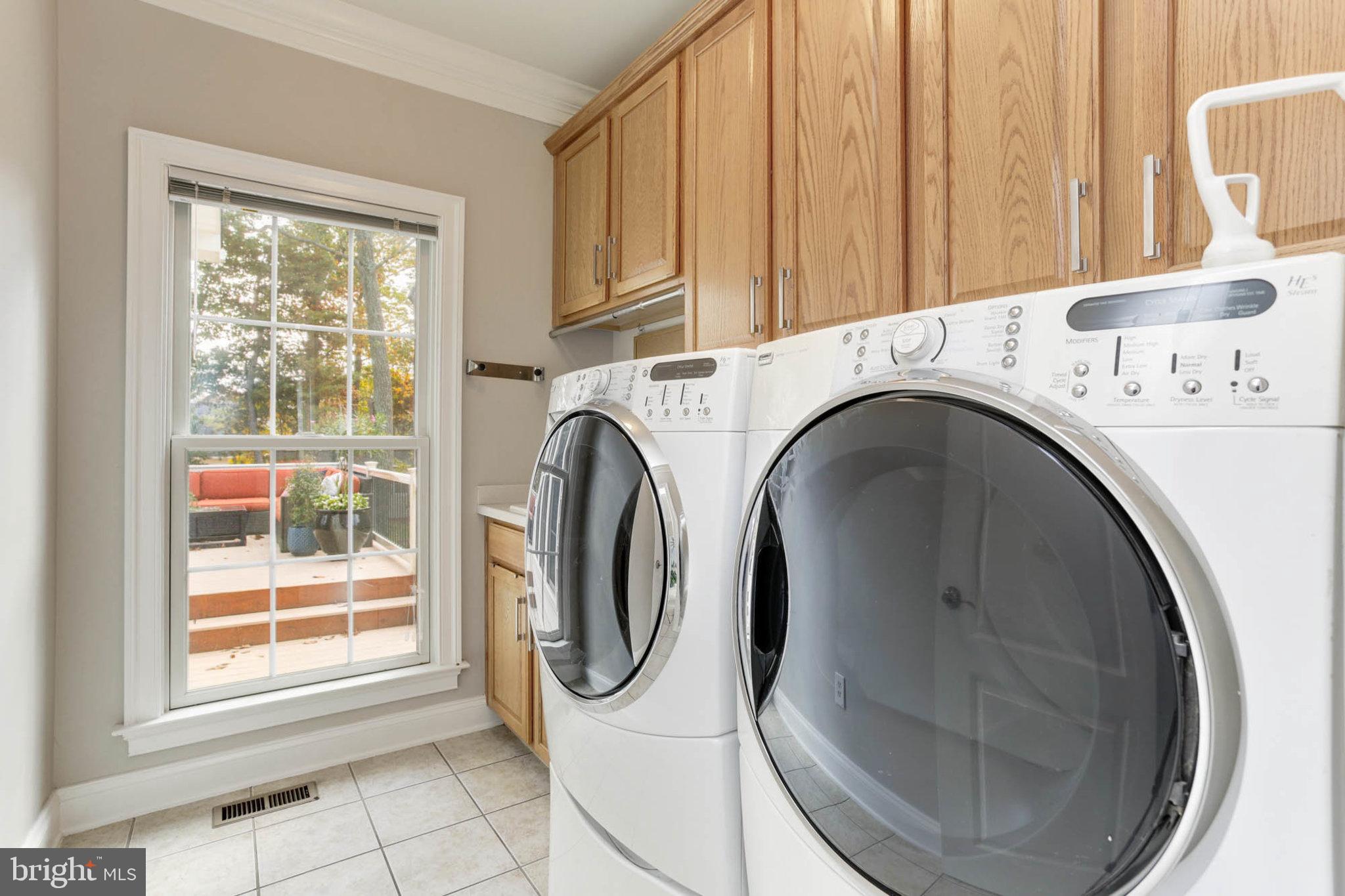 GREENSPRING AT COMPASS POINTE - Residential