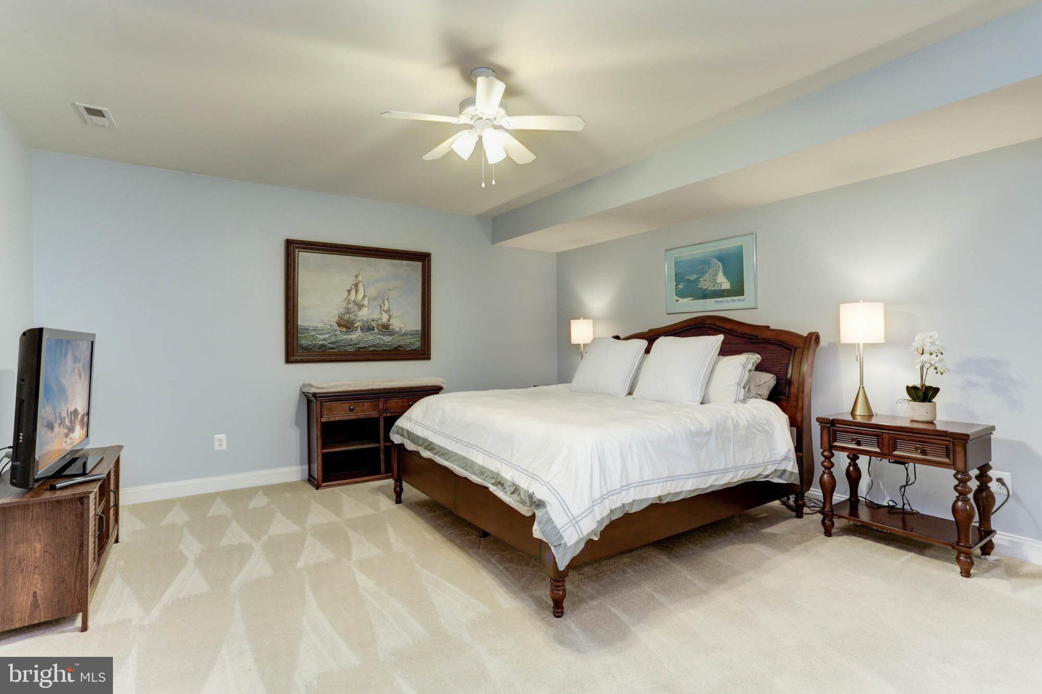 GREENSPRING AT COMPASS POINTE - Residential