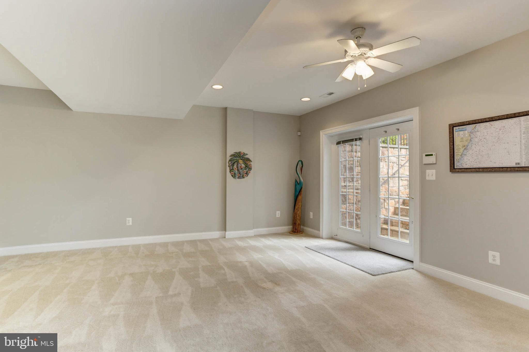 GREENSPRING AT COMPASS POINTE - Residential