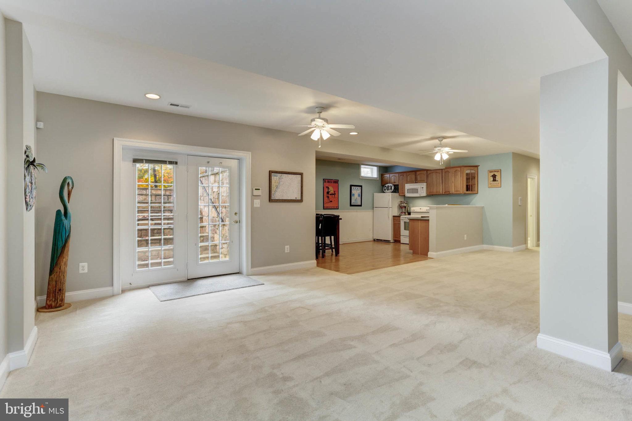 GREENSPRING AT COMPASS POINTE - Residential