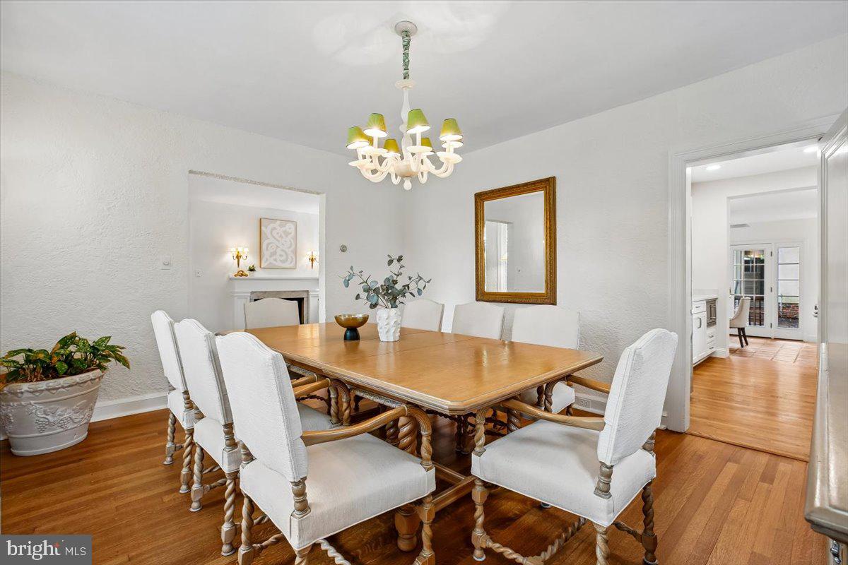 CHEVY CHASE VILLAGE - Residential