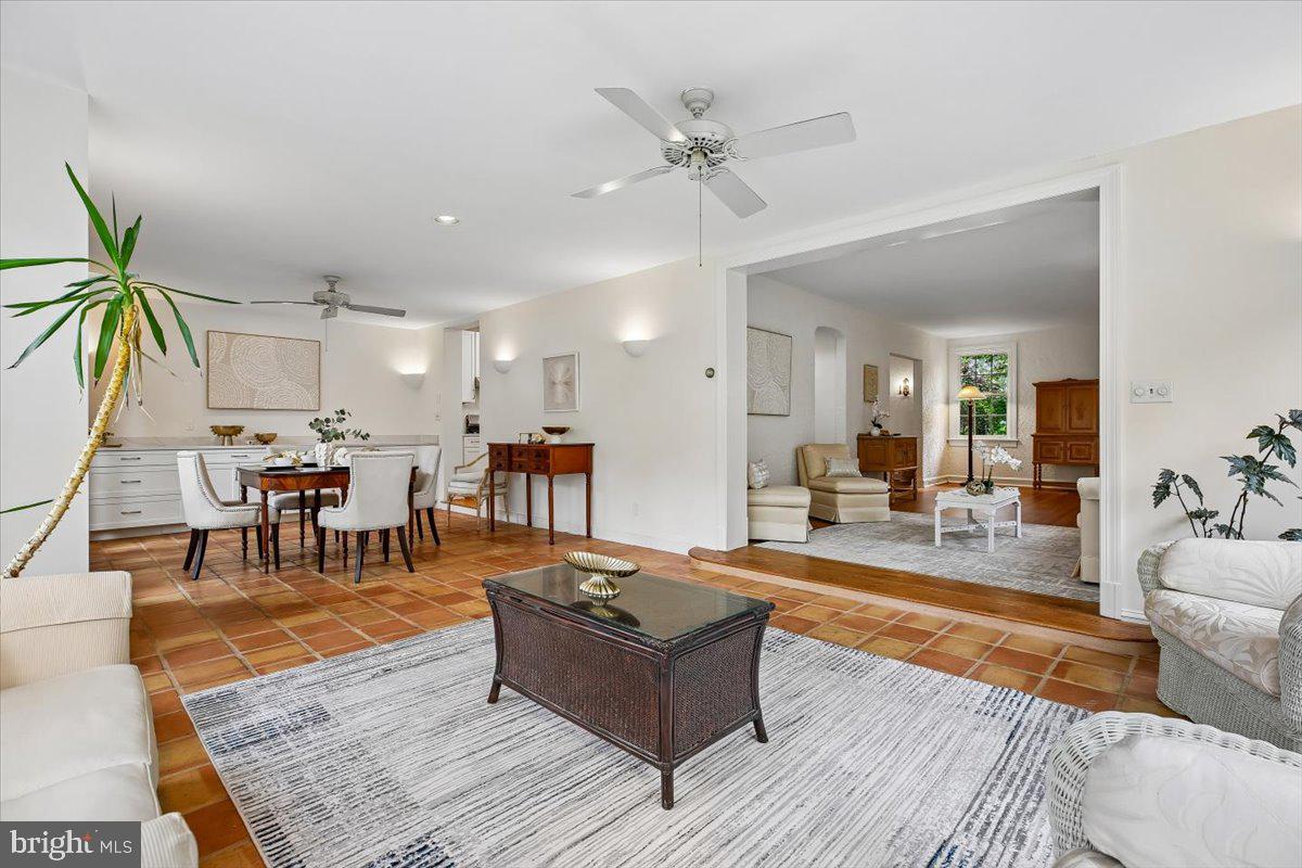 CHEVY CHASE VILLAGE - Residential