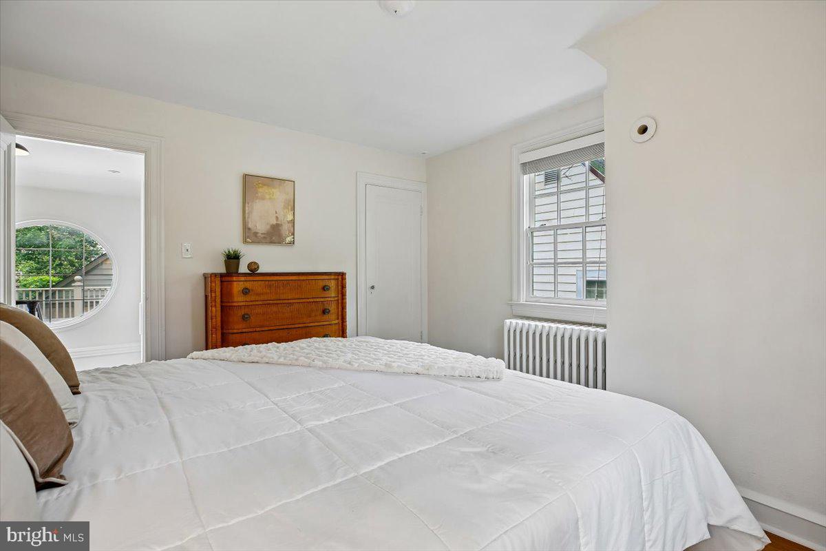 CHEVY CHASE VILLAGE - Residential