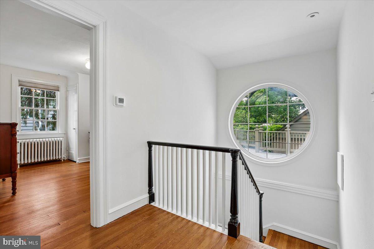 CHEVY CHASE VILLAGE - Residential