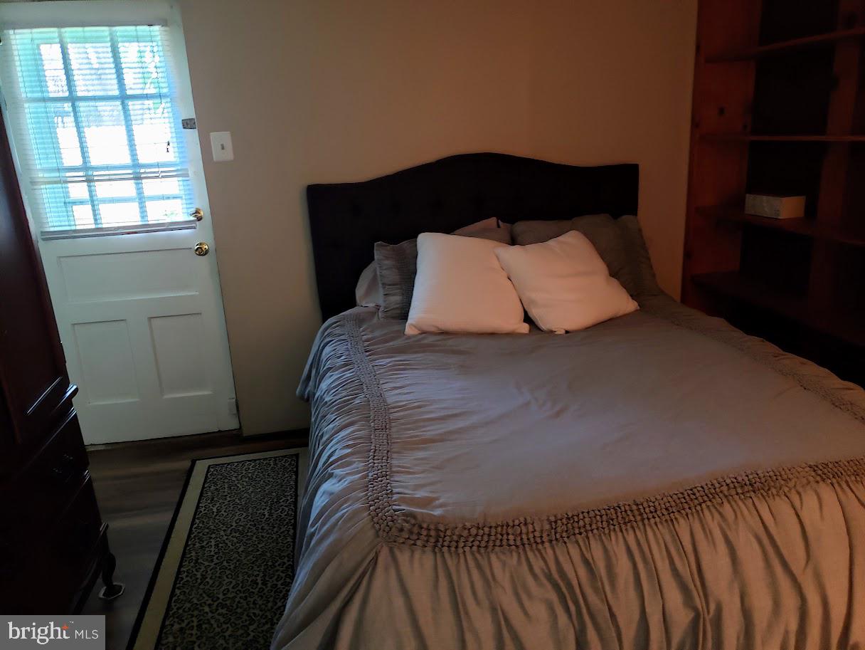 WILLIAMSBURG VILLAGE - Residential Lease