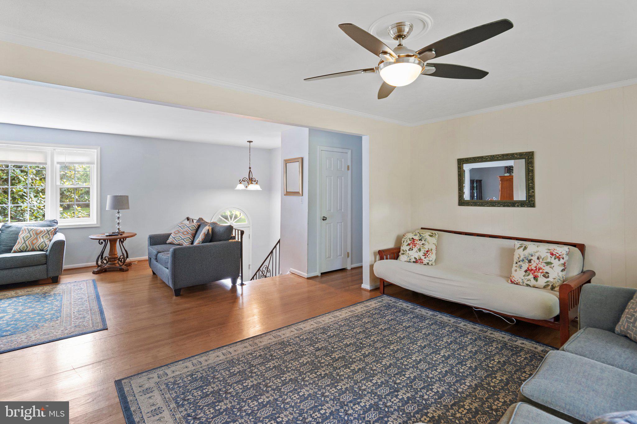 WILLIAMSBURG VILLAGE - Residential Lease