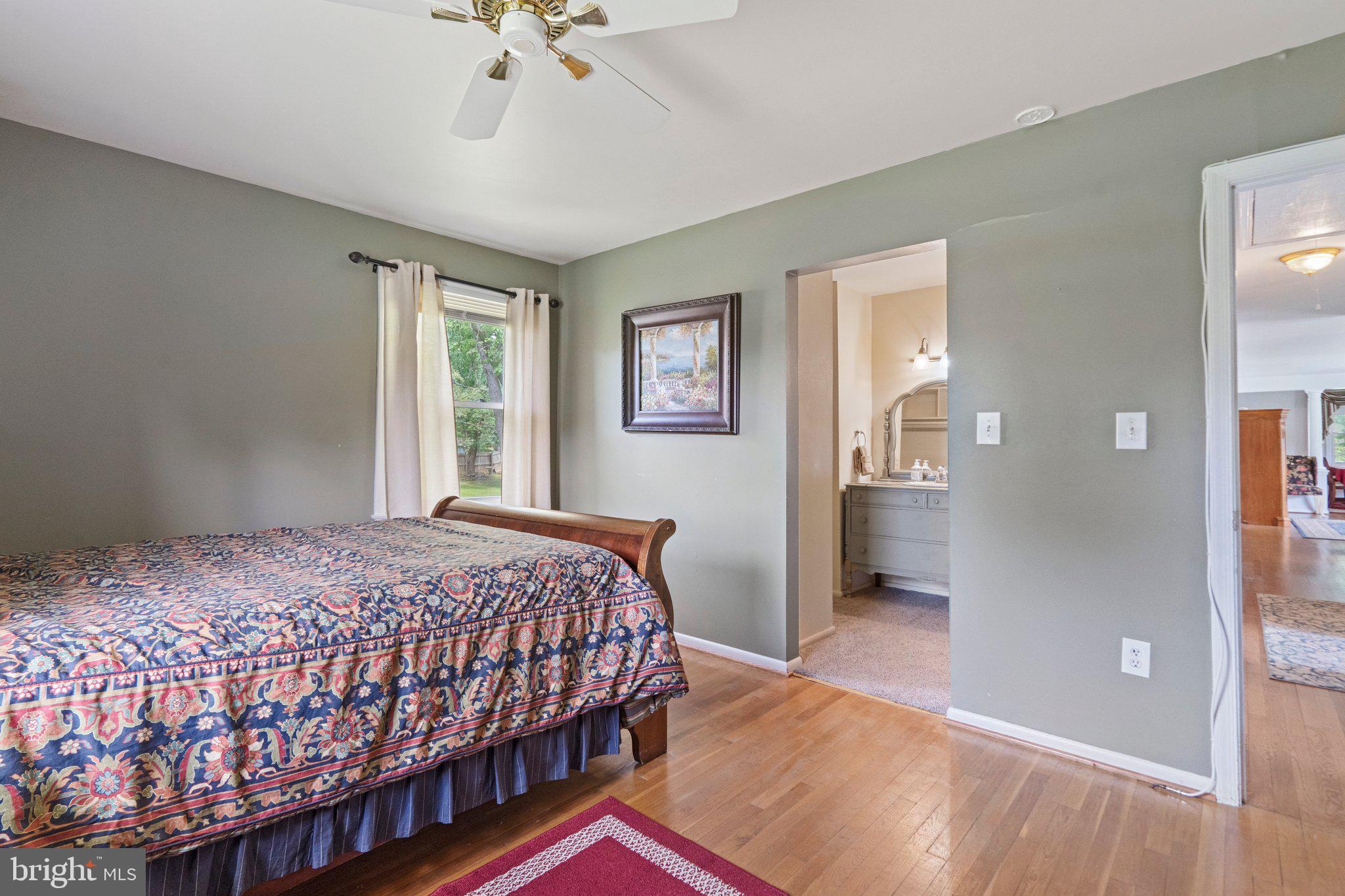 WILLIAMSBURG VILLAGE - Residential Lease