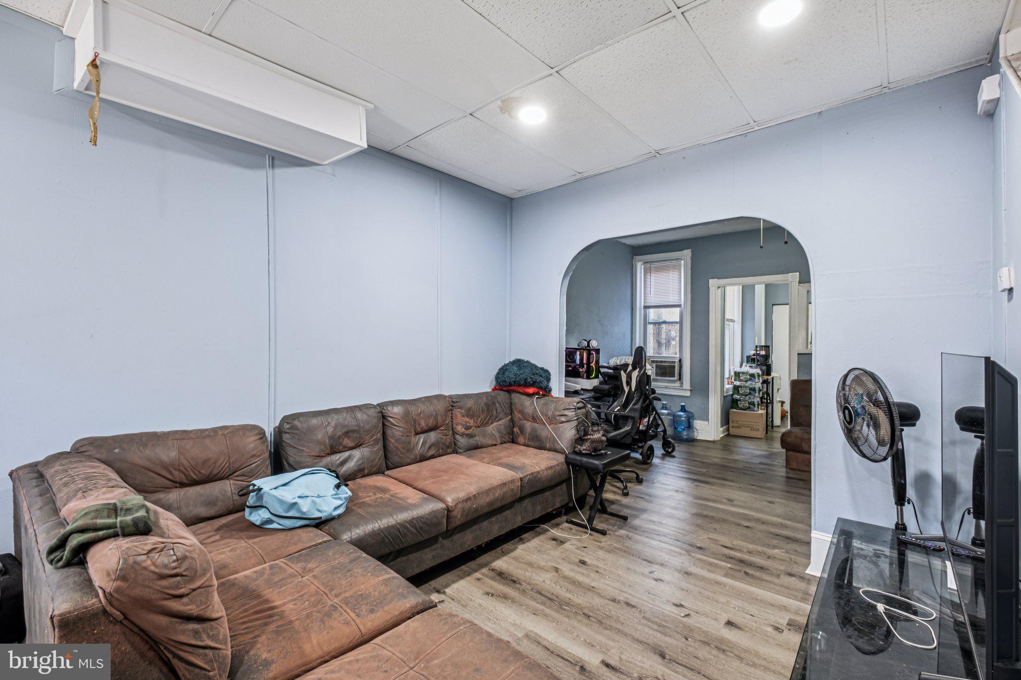 GERMANTOWN (EAST) - Residential