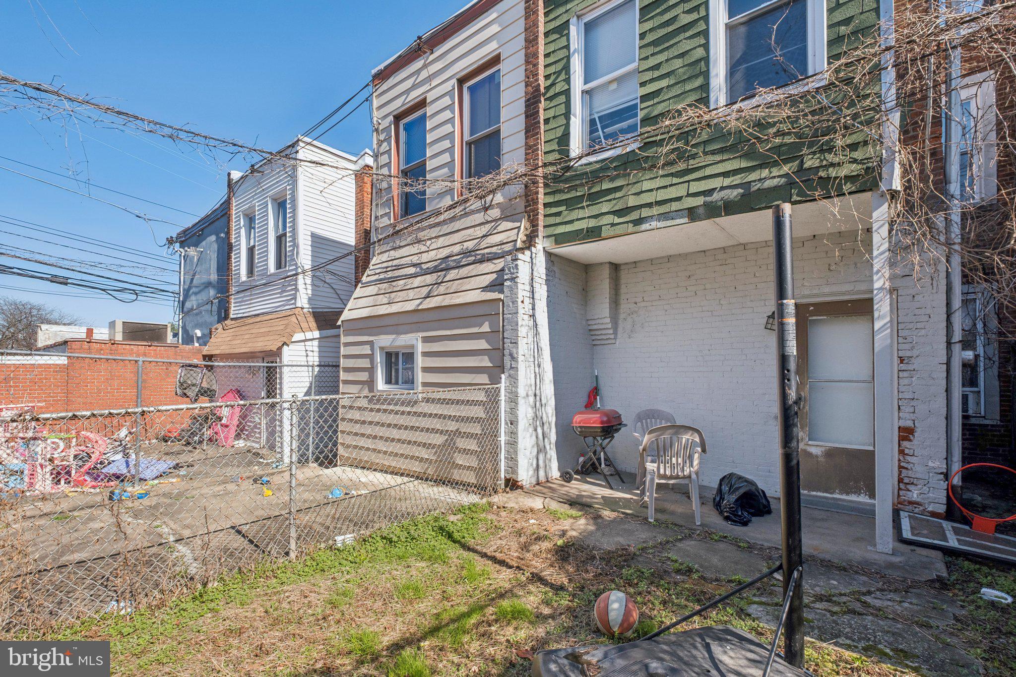 GERMANTOWN (EAST) - Residential