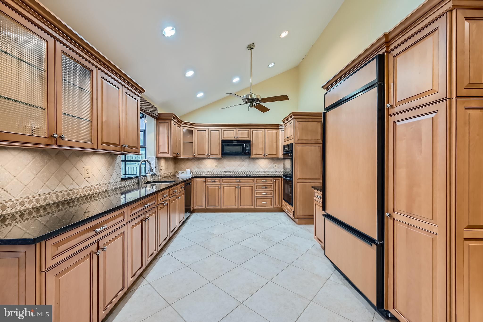 REGENCY PARK - Residential