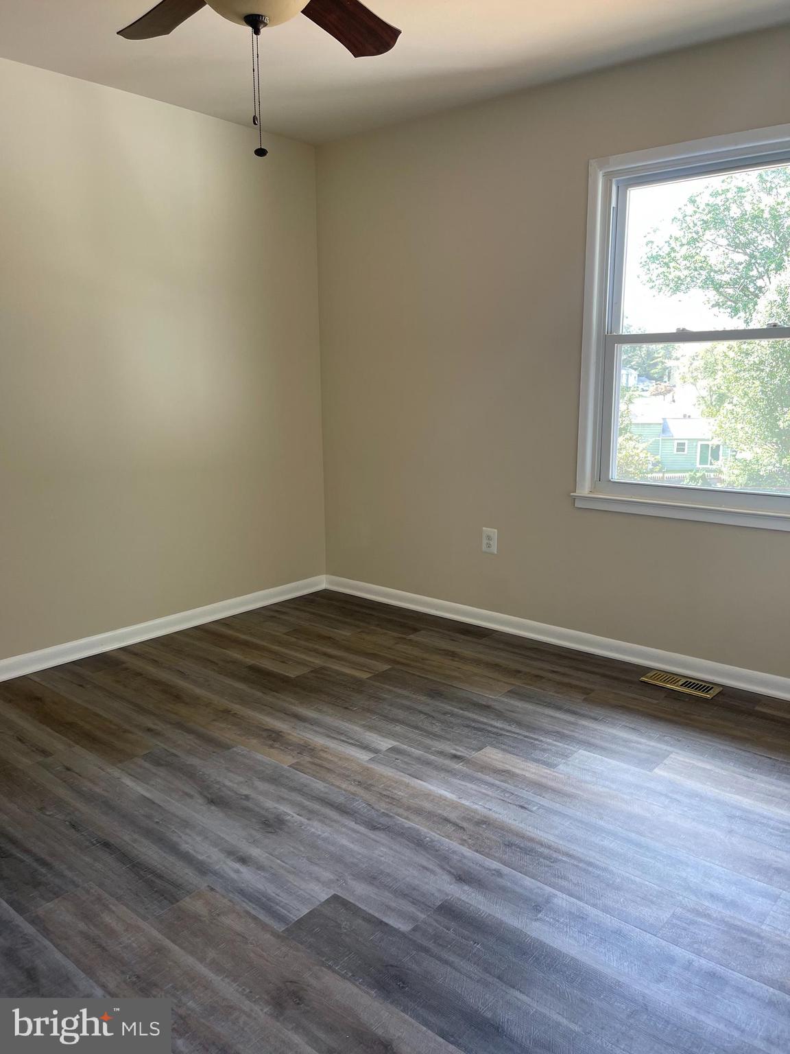 WARRENTON LAKES - Residential Lease