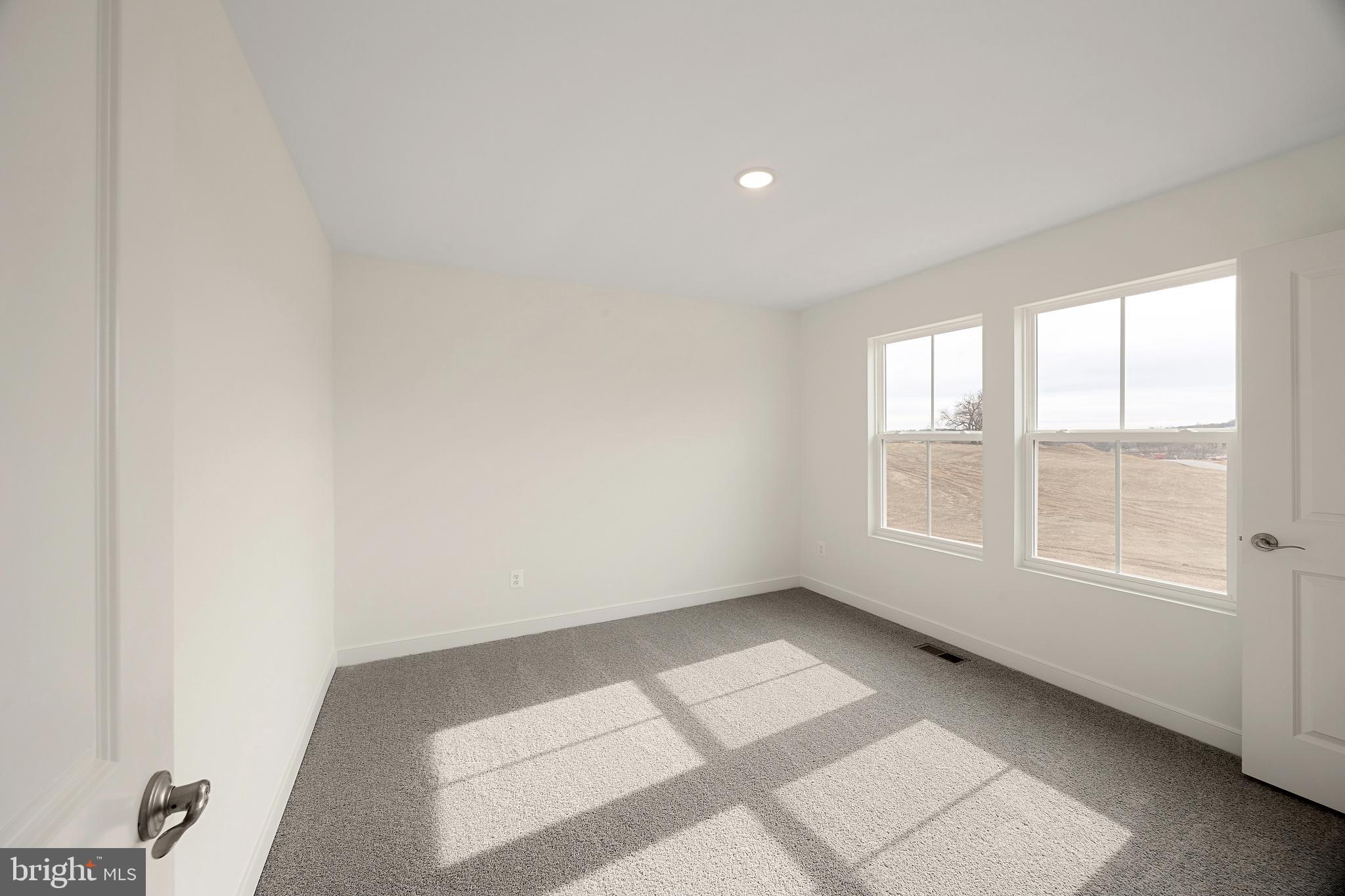 ESTATES OF TUSCARORA - Residential