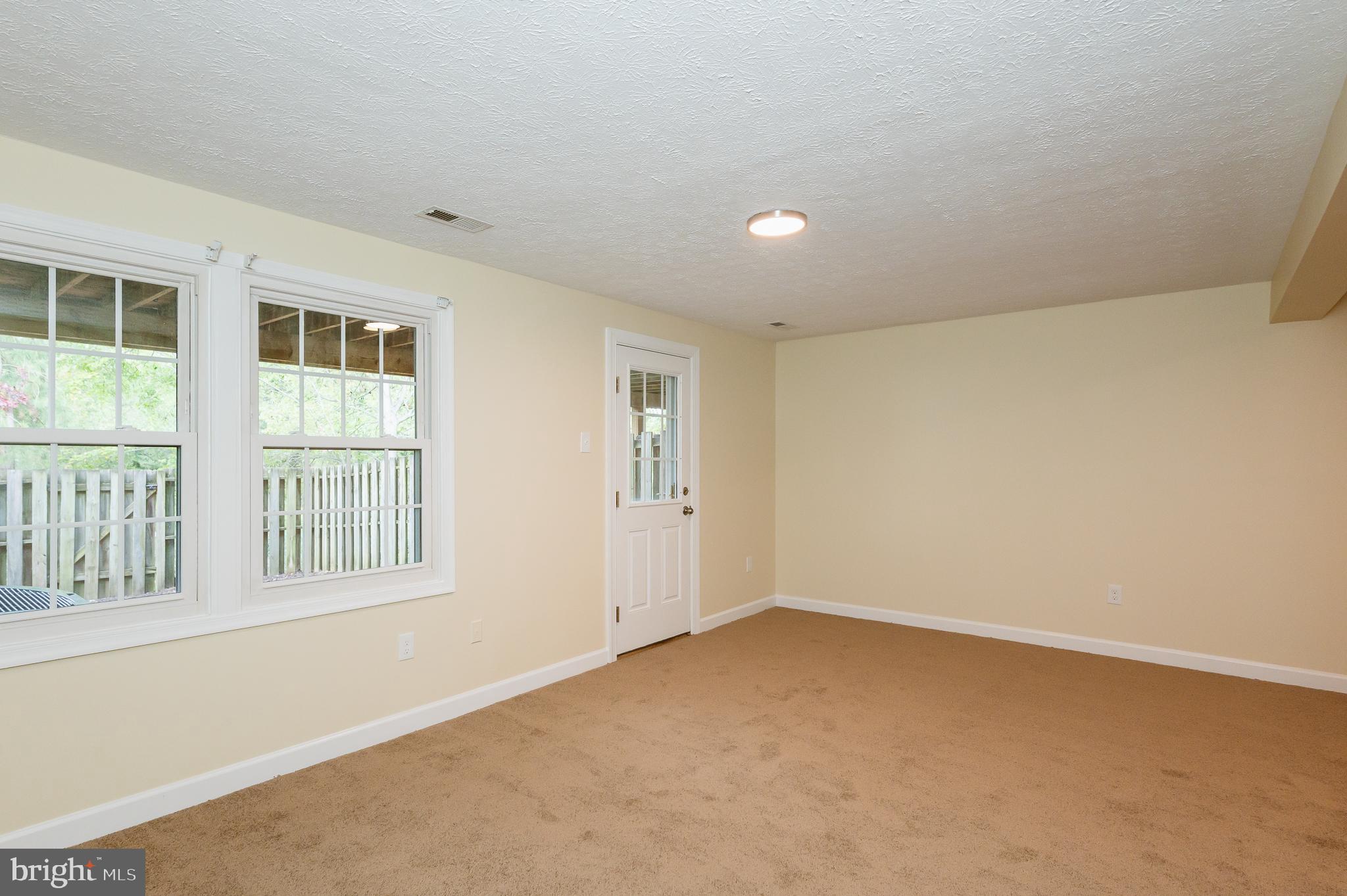 VILLAGE OF SILVER HALL - Residential