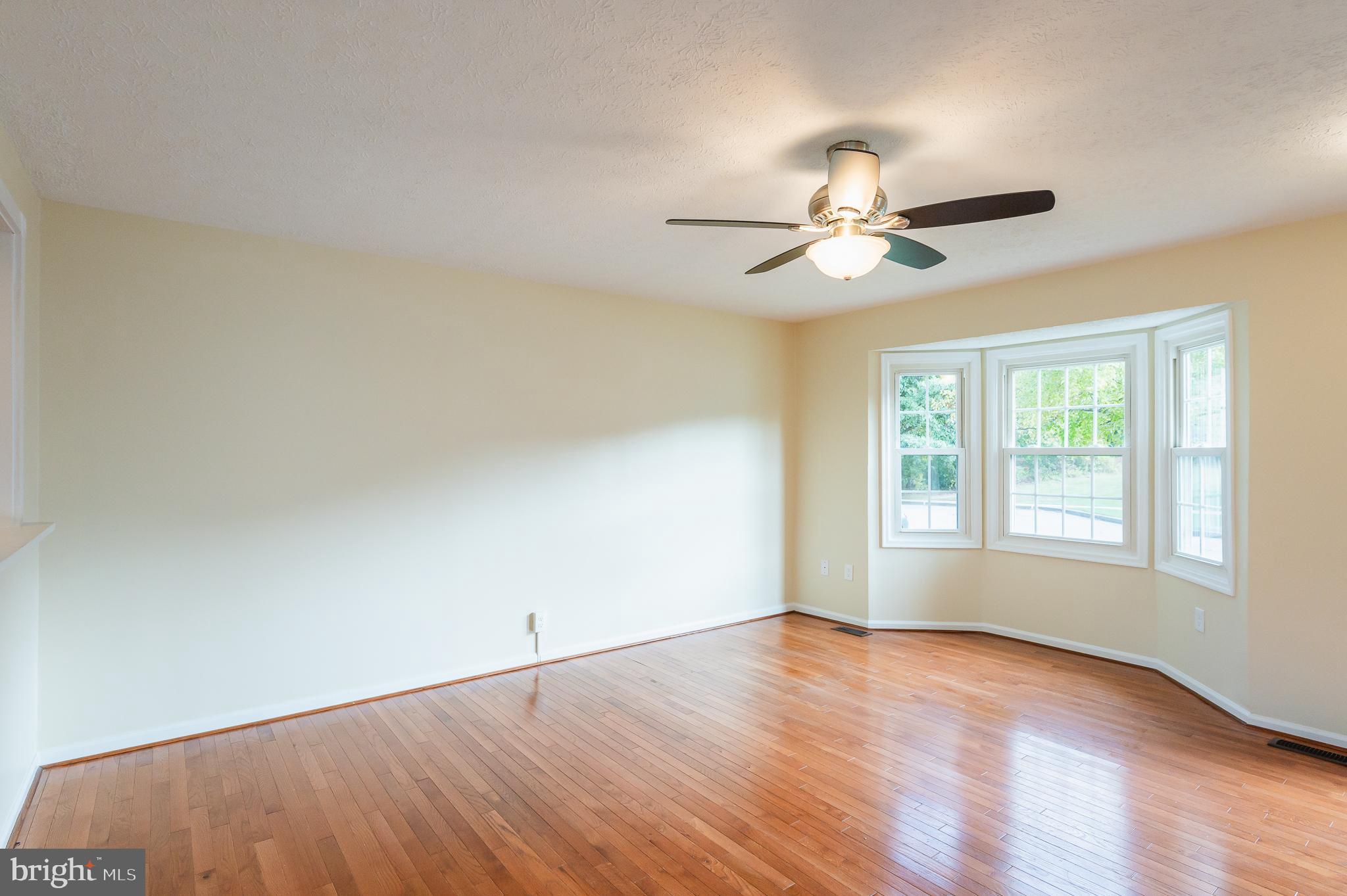 VILLAGE OF SILVER HALL - Residential