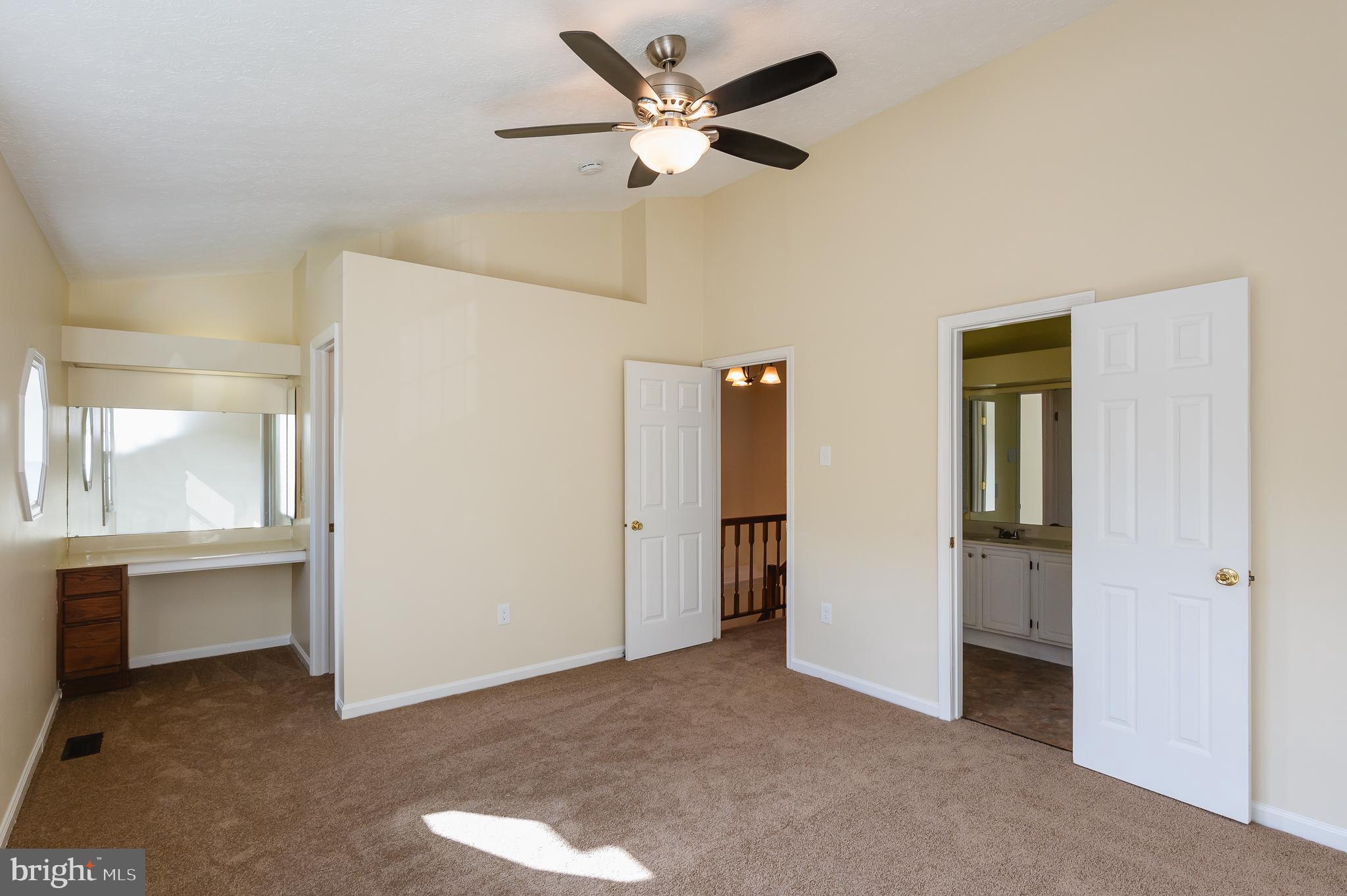 VILLAGE OF SILVER HALL - Residential