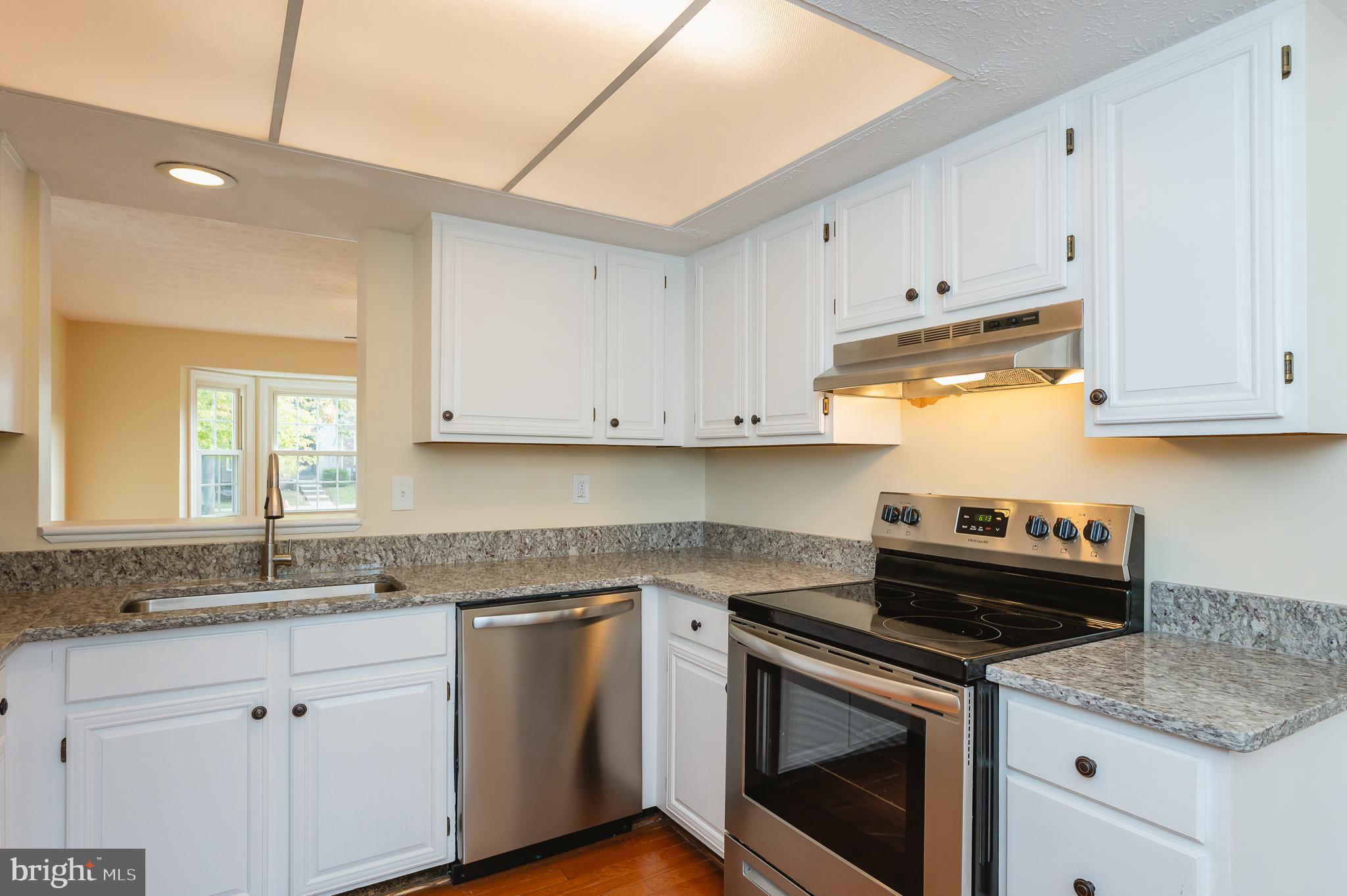 VILLAGE OF SILVER HALL - Residential