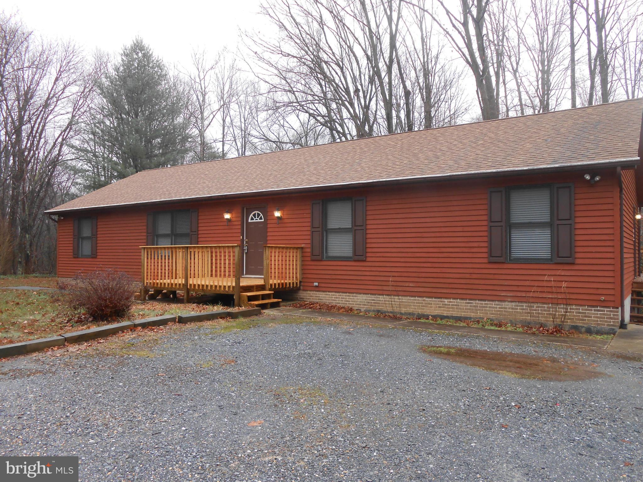 DRUM CLIFFS - Residential Lease