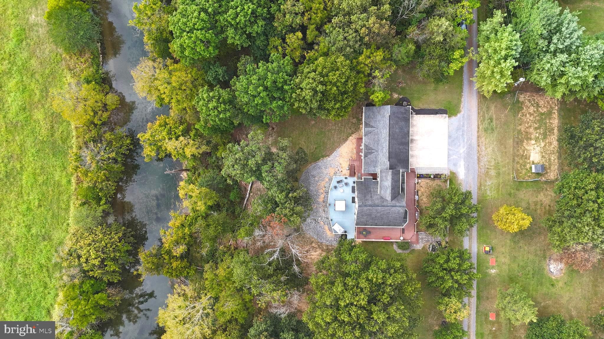 HIDDEN RIVER - Residential