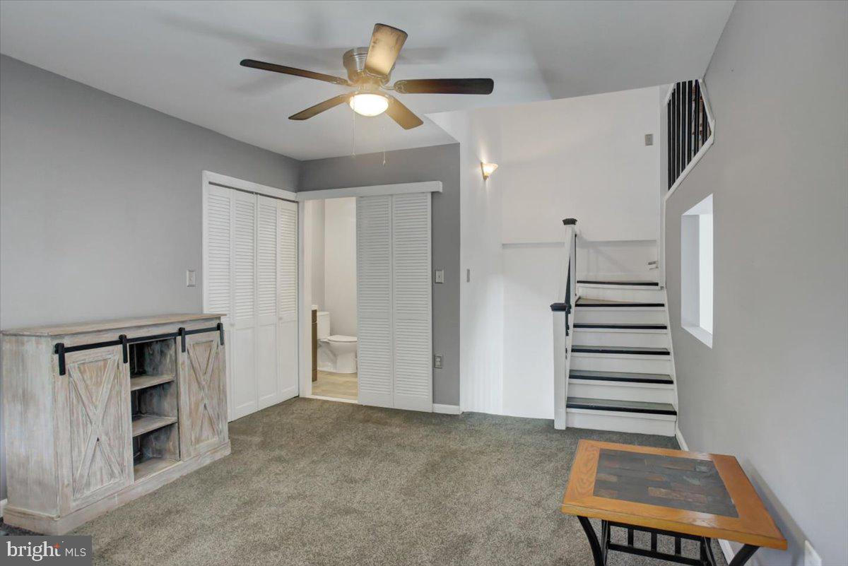 HIDDEN RIVER - Residential