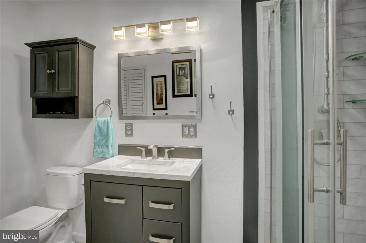 HIDDEN RIVER - Residential