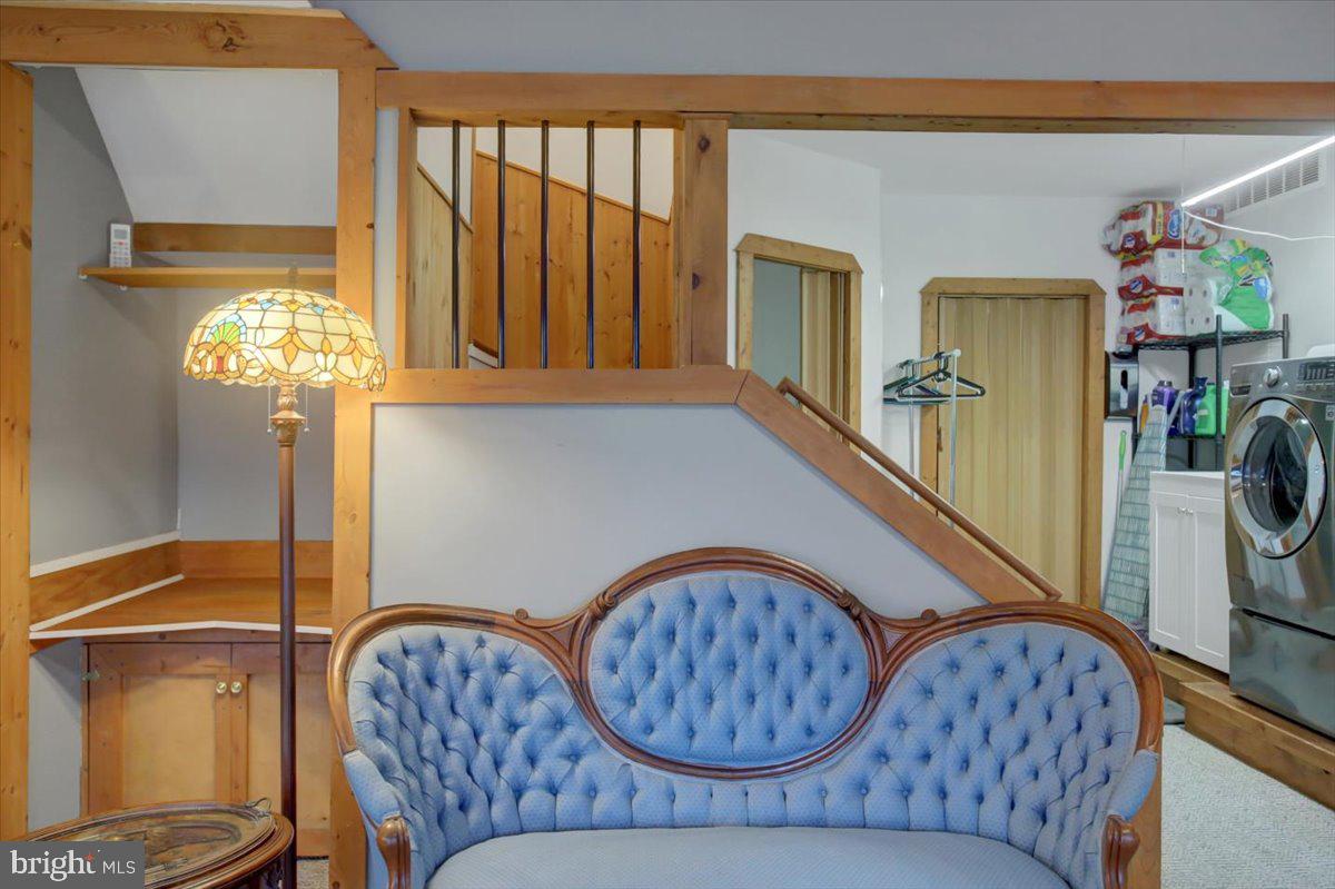 HIDDEN RIVER - Residential