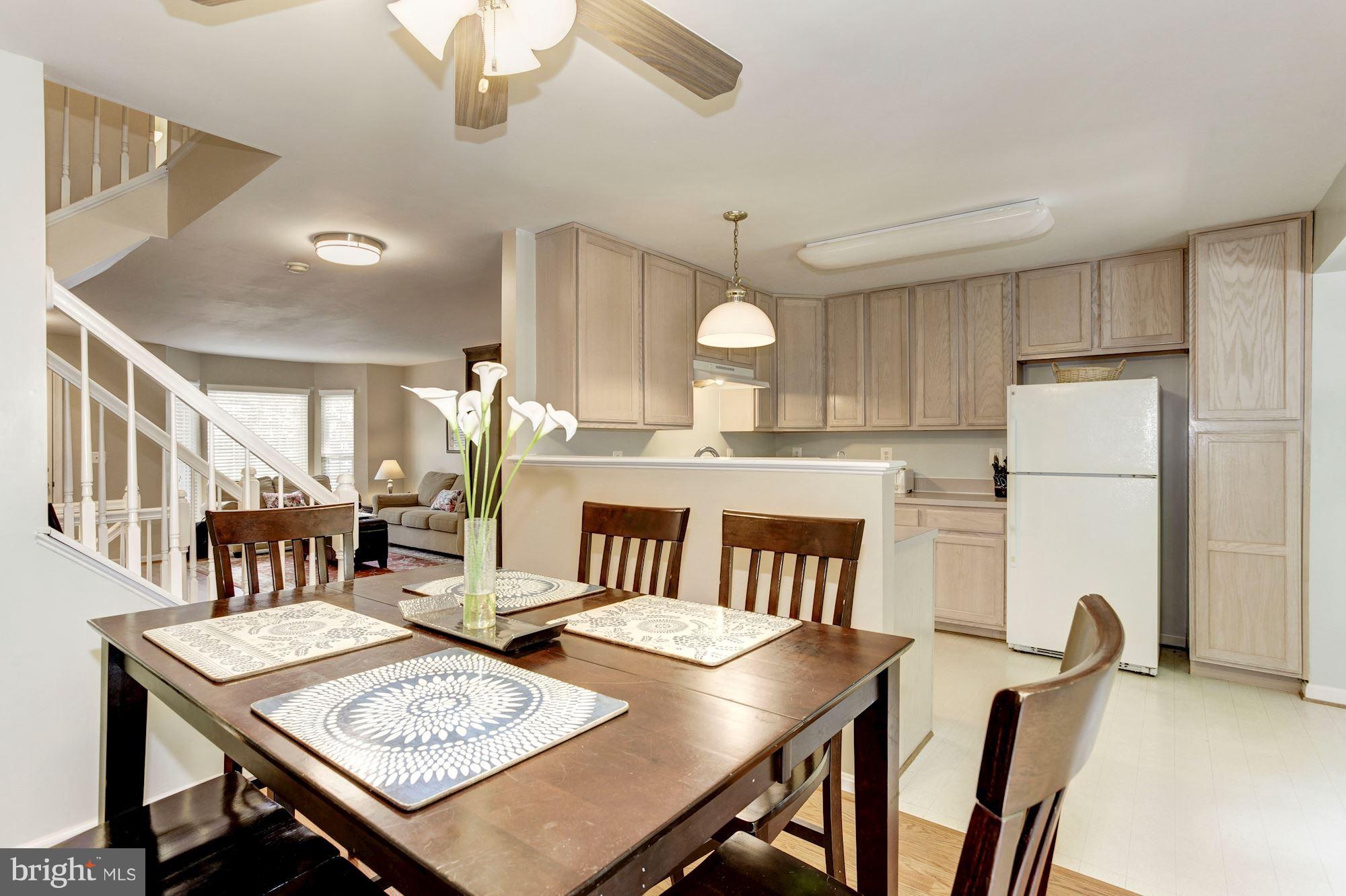 LAKECREST - Residential