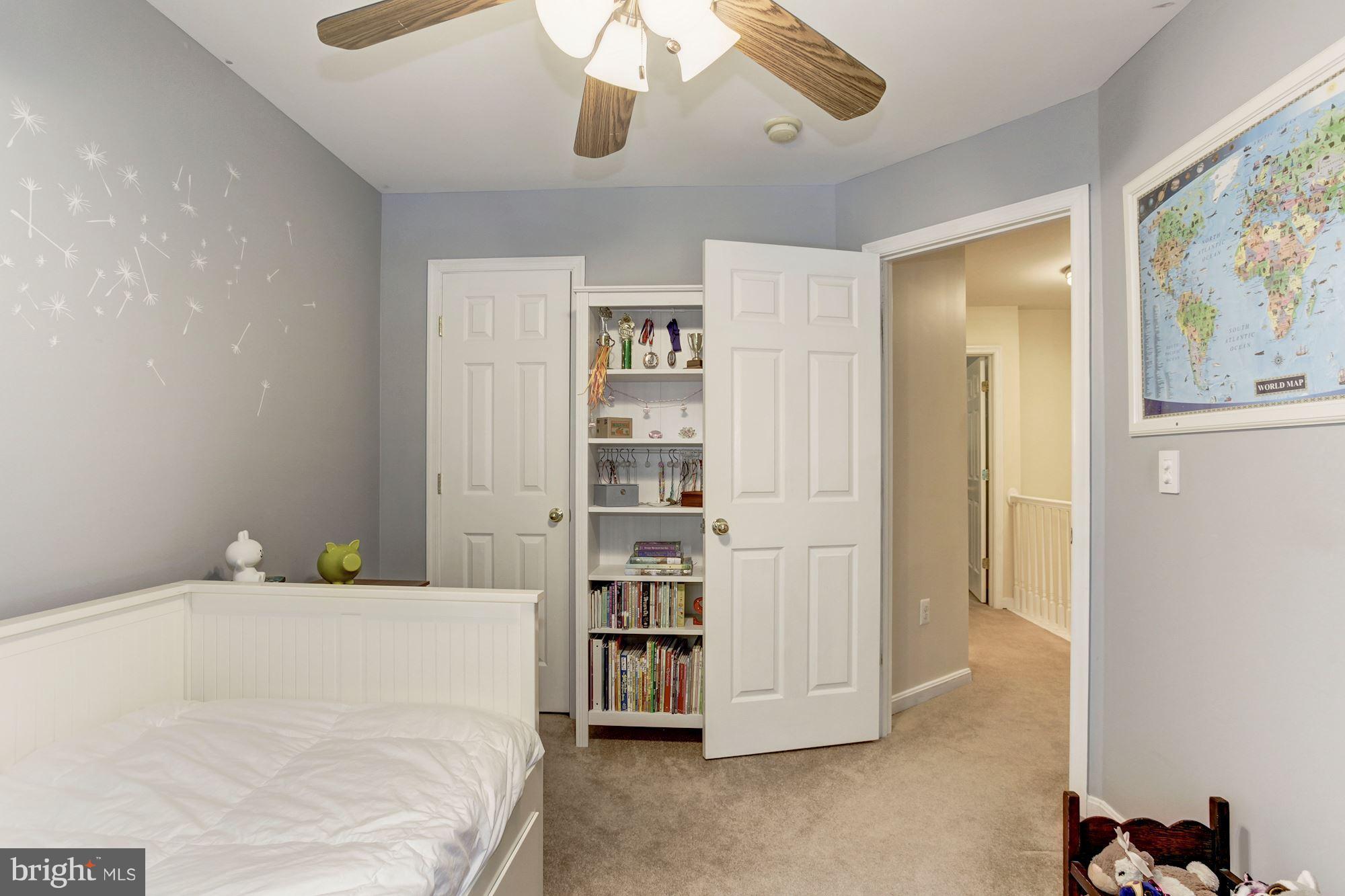 LAKECREST - Residential