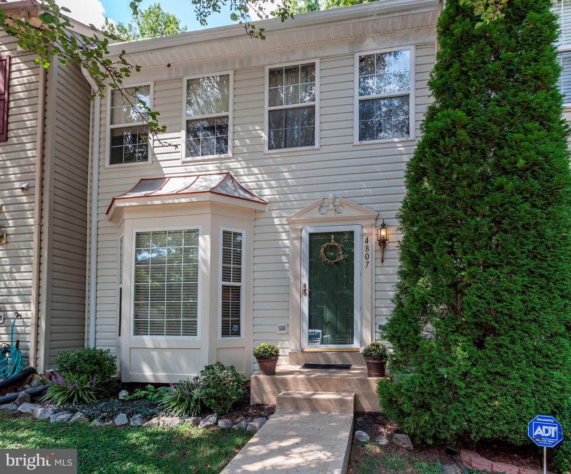 LAKECREST - Residential