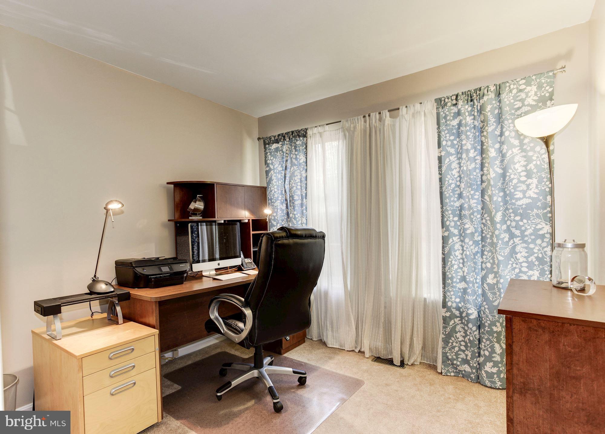 LAKECREST - Residential