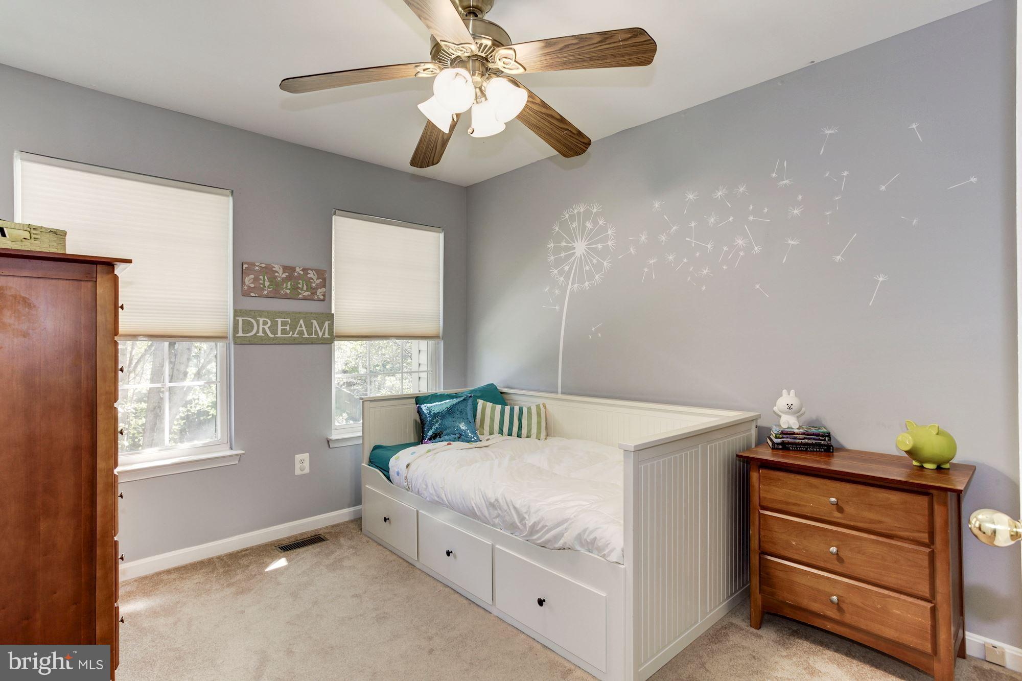 LAKECREST - Residential