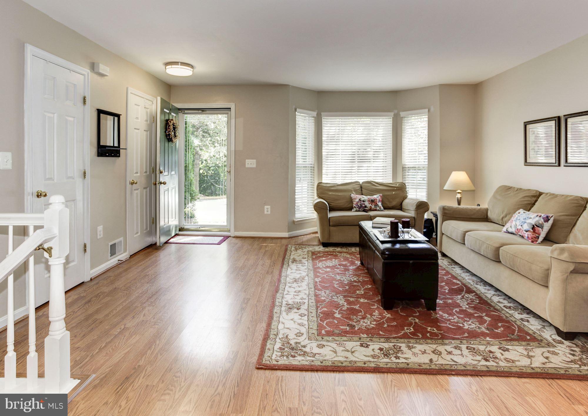 LAKECREST - Residential