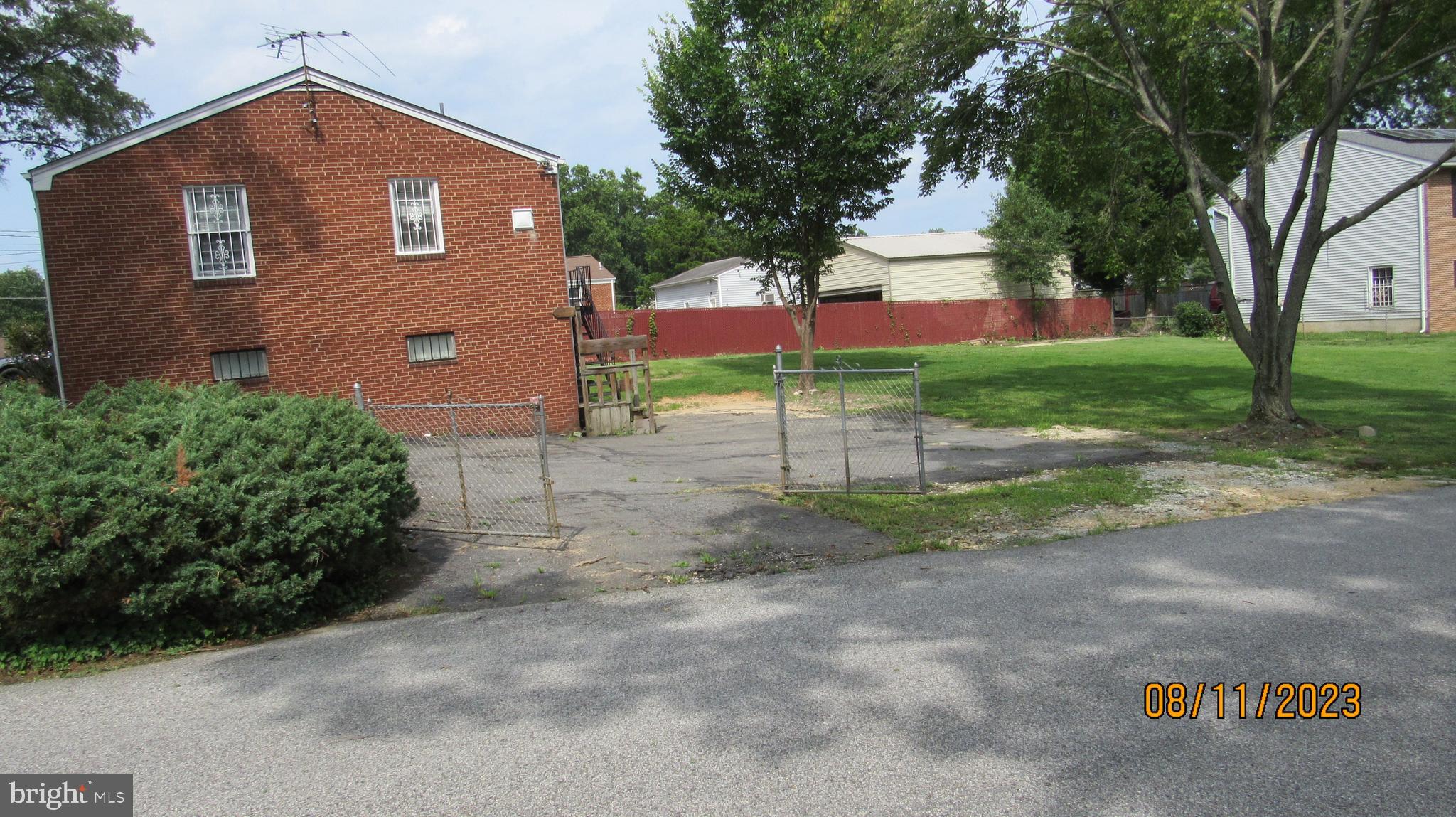 WAGGAMAN HEIGHTS - Residential