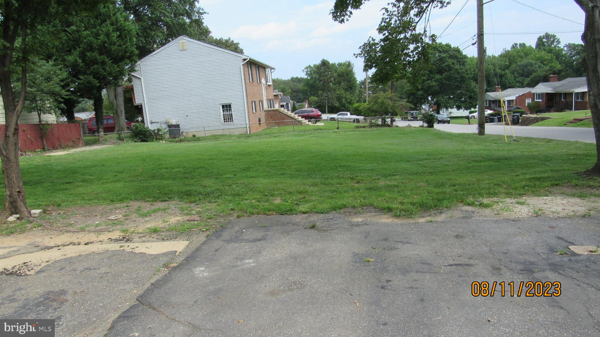 WAGGAMAN HEIGHTS - Residential