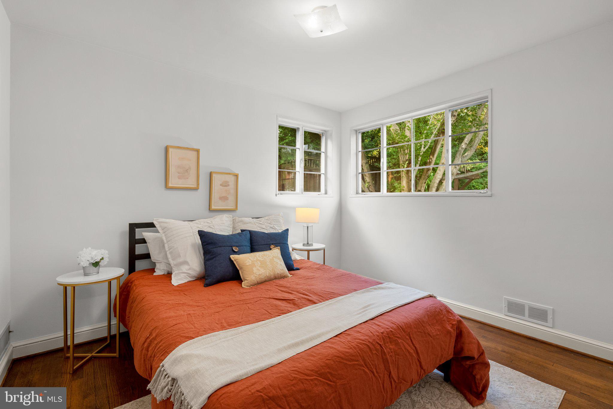 PARKWOOD - Residential