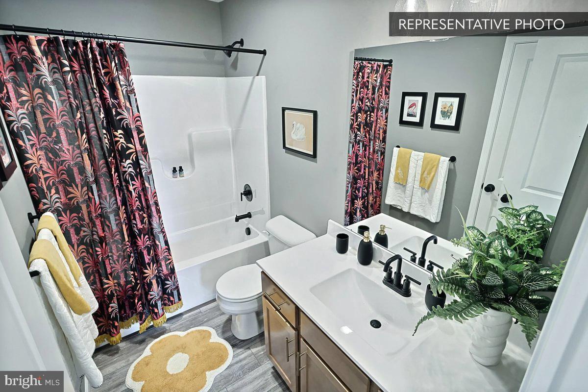 DEERFIELD ESTATES - Residential