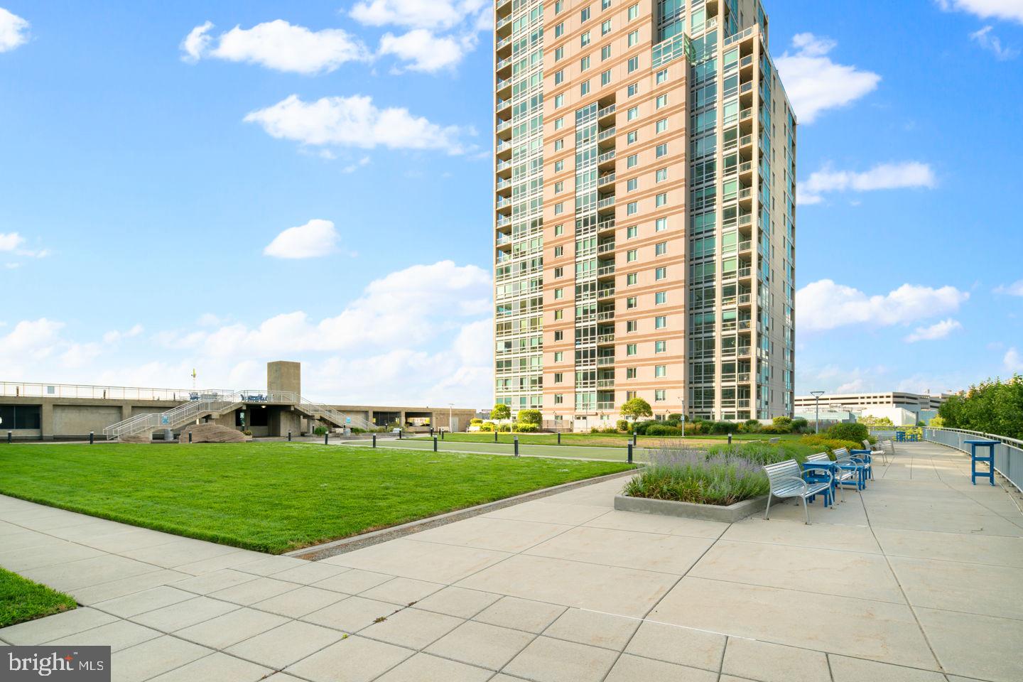 Beautiful unit on the 4th floor with magnificent views of the Ben Franklin Bridge and the Delaware River!!!...1 bedroom 1 bath. Enjoy the breathtaking views from the living room or through the floor to ceiling windows!!! 1 parking space . Gourmet kitchen, Valet Service, 24/7 Concierge, security, exquisite common spaces & a sensational pool, sauna, steam room, hot tub, riverfront sun deck & State-of-the-Art Fitness Center. Entertain in style. This remarkable lovely condo offers new flooring, granite counter-top and remolded bathroom. Breathtaking panoramic views south. Pet friendly. Enjoy a stroll to the chic Piazza in nearby Northern Liberties. Easy access I 95 & City.