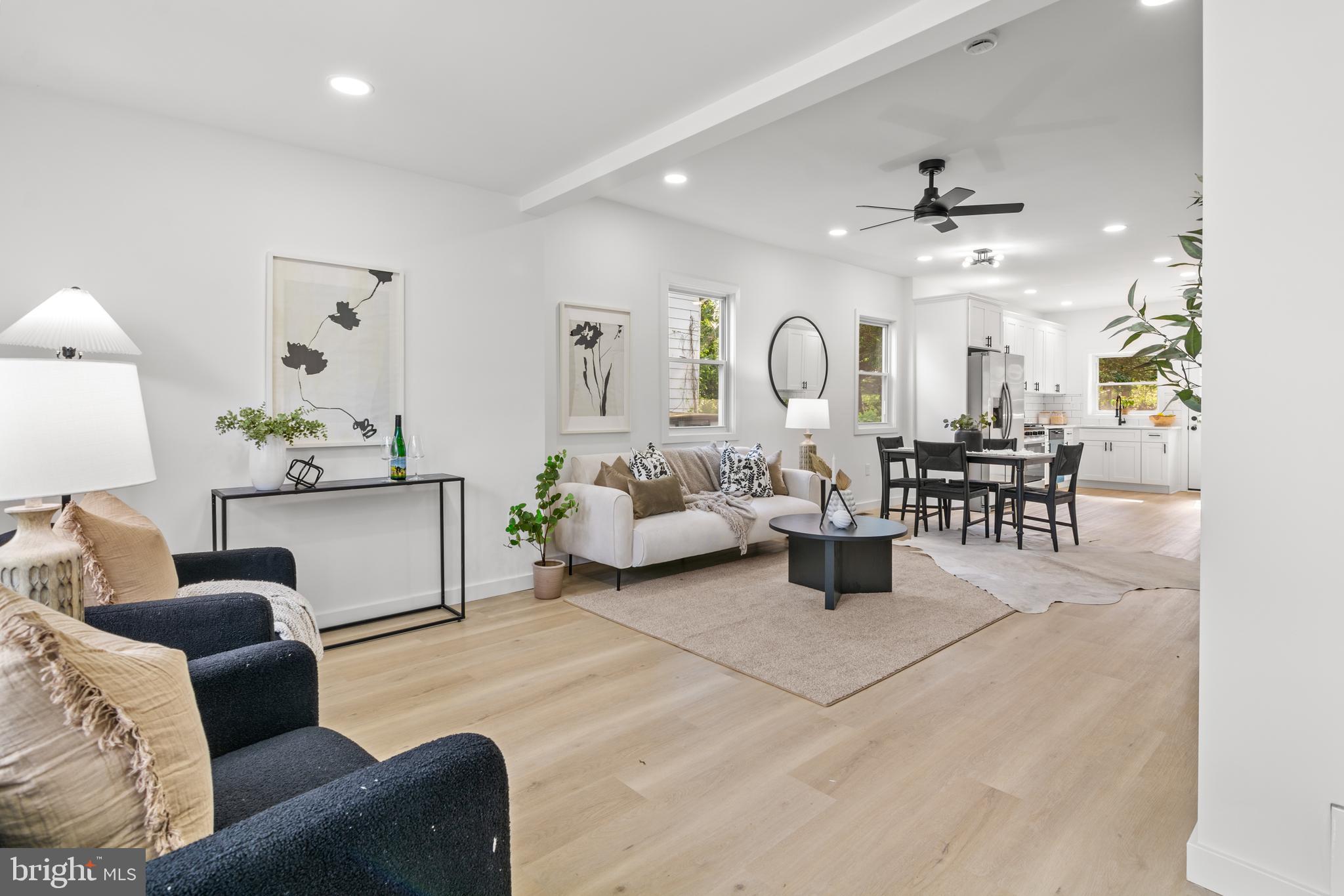 WINDSOR HILLS - Residential