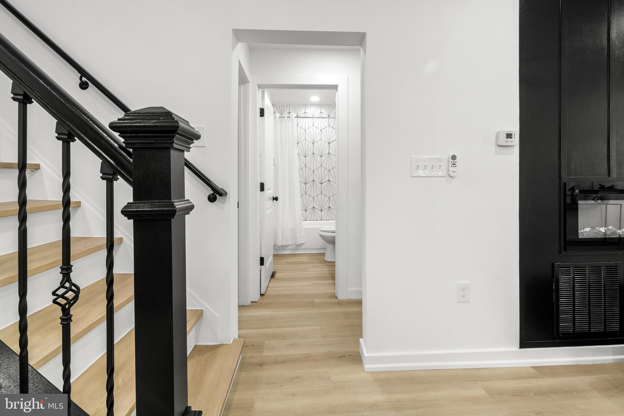 WINDSOR HILLS - Residential