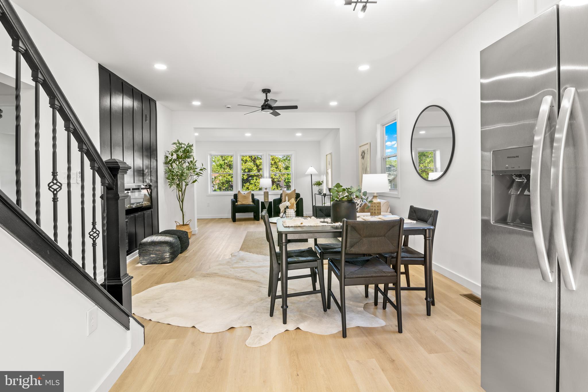 WINDSOR HILLS - Residential