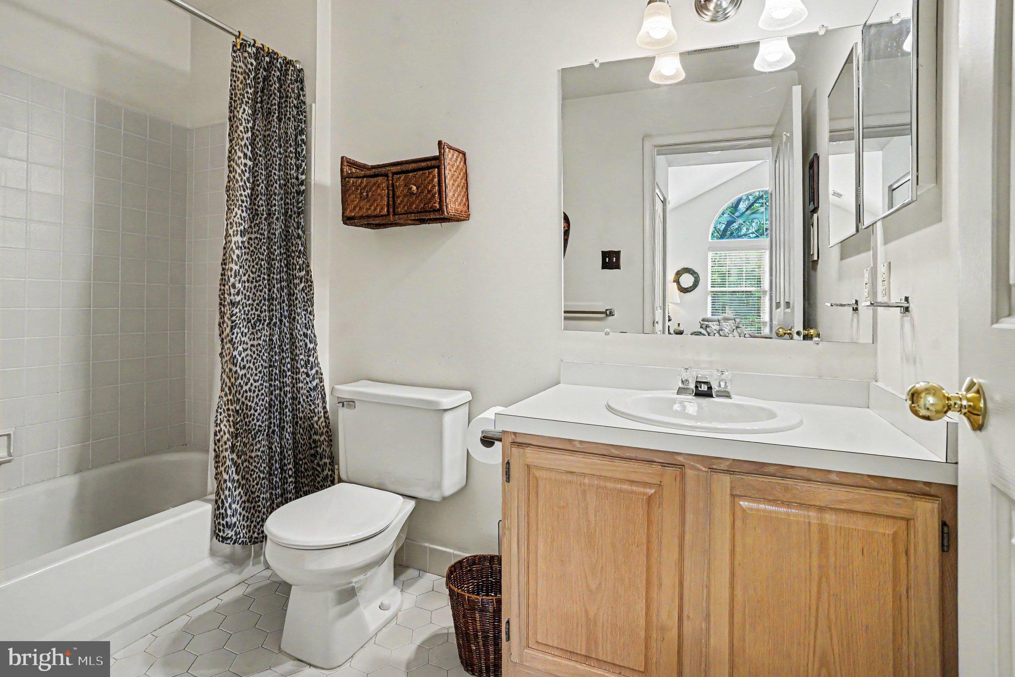 MONTGOMERY BROOK - Residential
