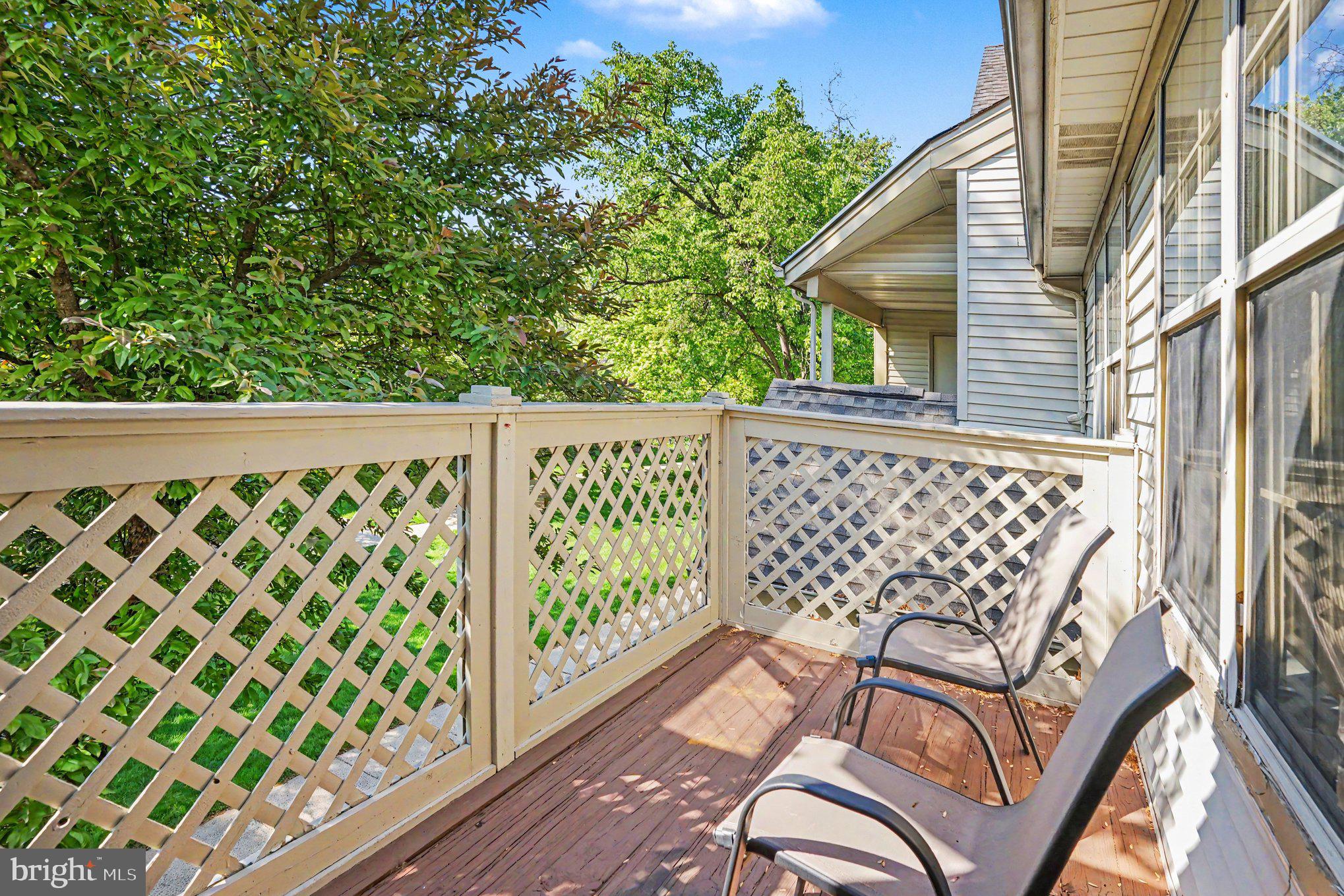 MONTGOMERY BROOK - Residential