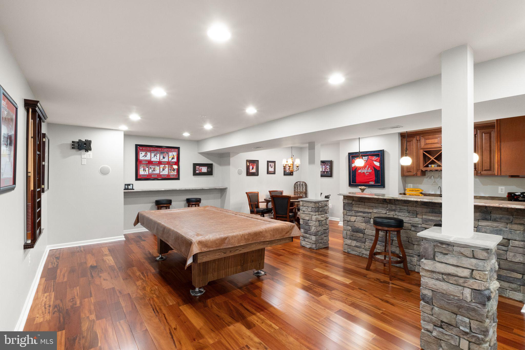 BROOKSIDE - Residential