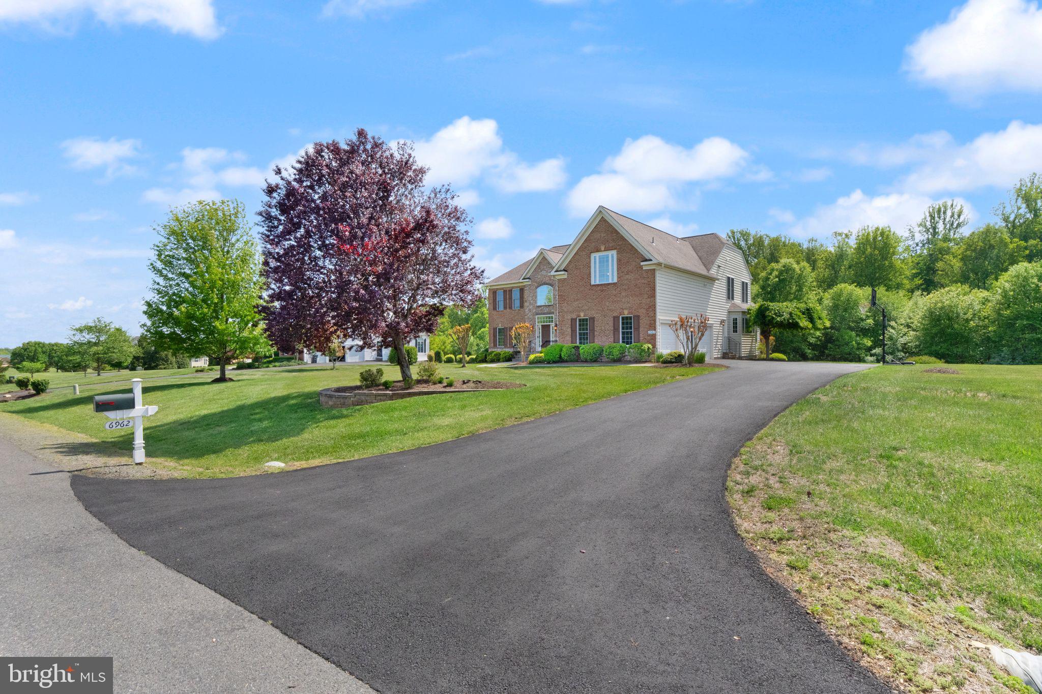 BROOKSIDE - Residential