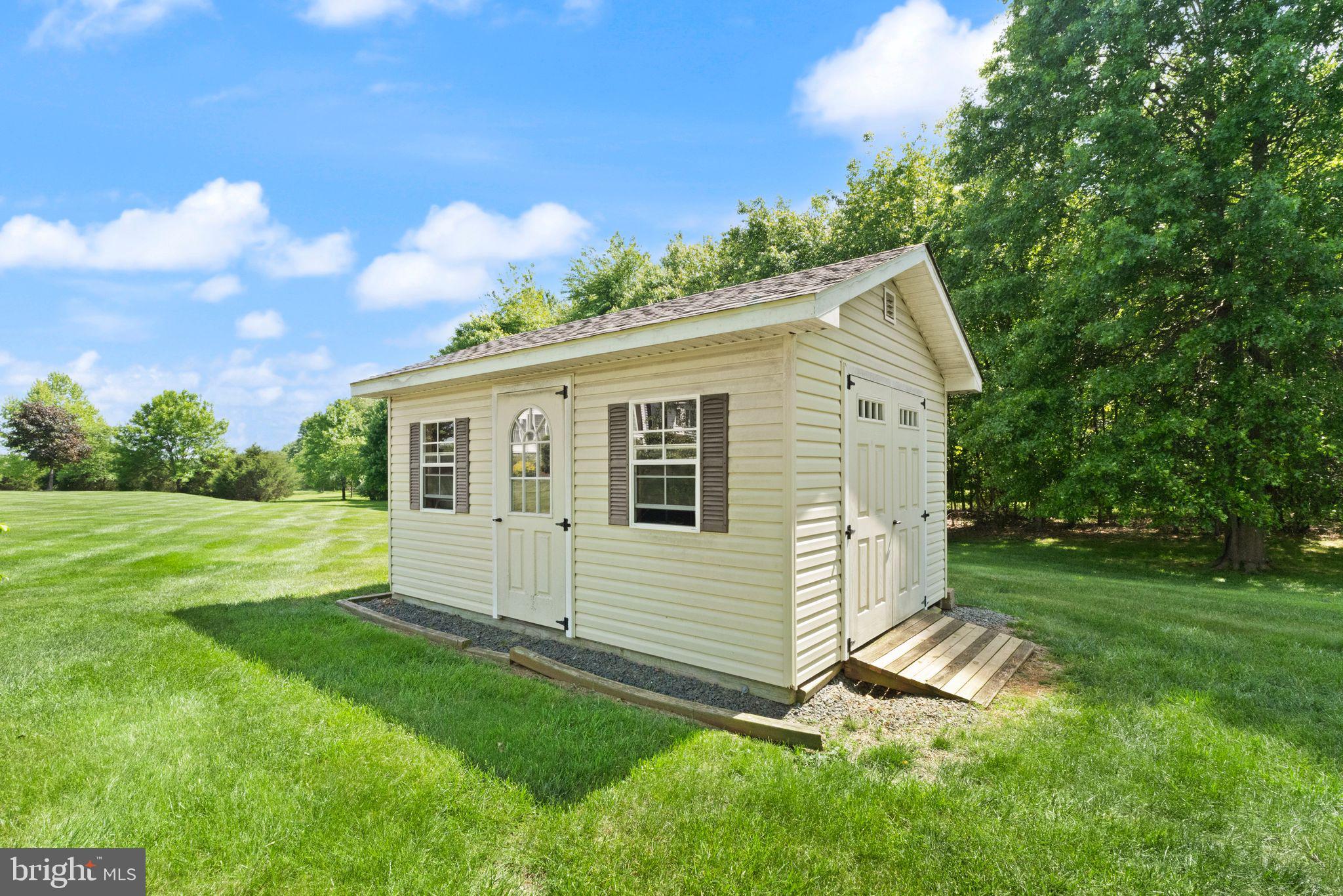 BROOKSIDE - Residential